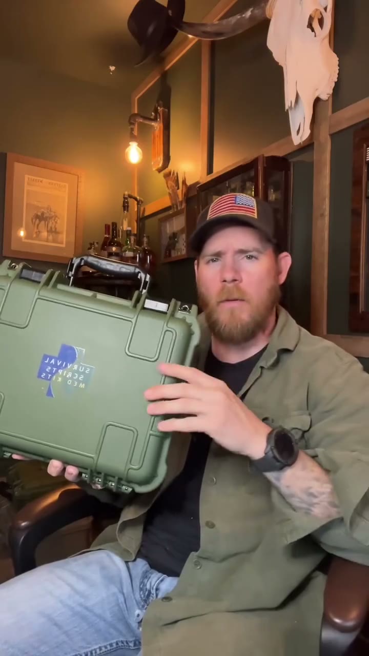 Emergency Disaster Preparedness and First Aid Kit detail 3